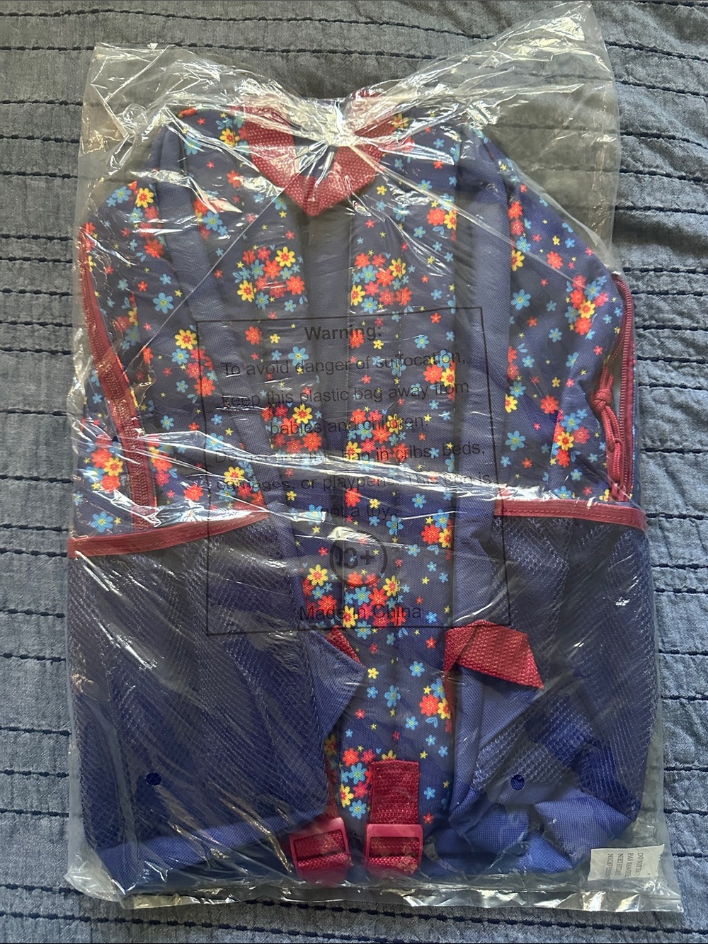 NWT Floral Backpack - Picture 2 of 3
